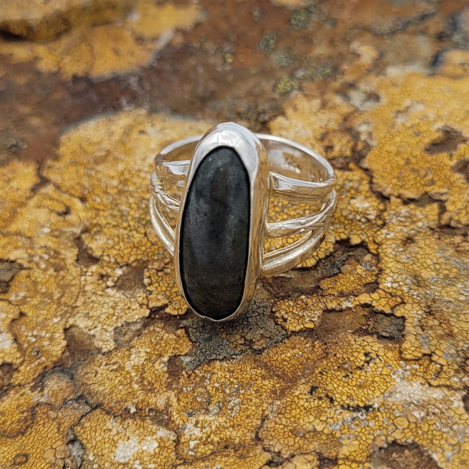 Handmade Silver Ring With Icelandic Jaspis Stone. (Item # 1001) Size 17 HK