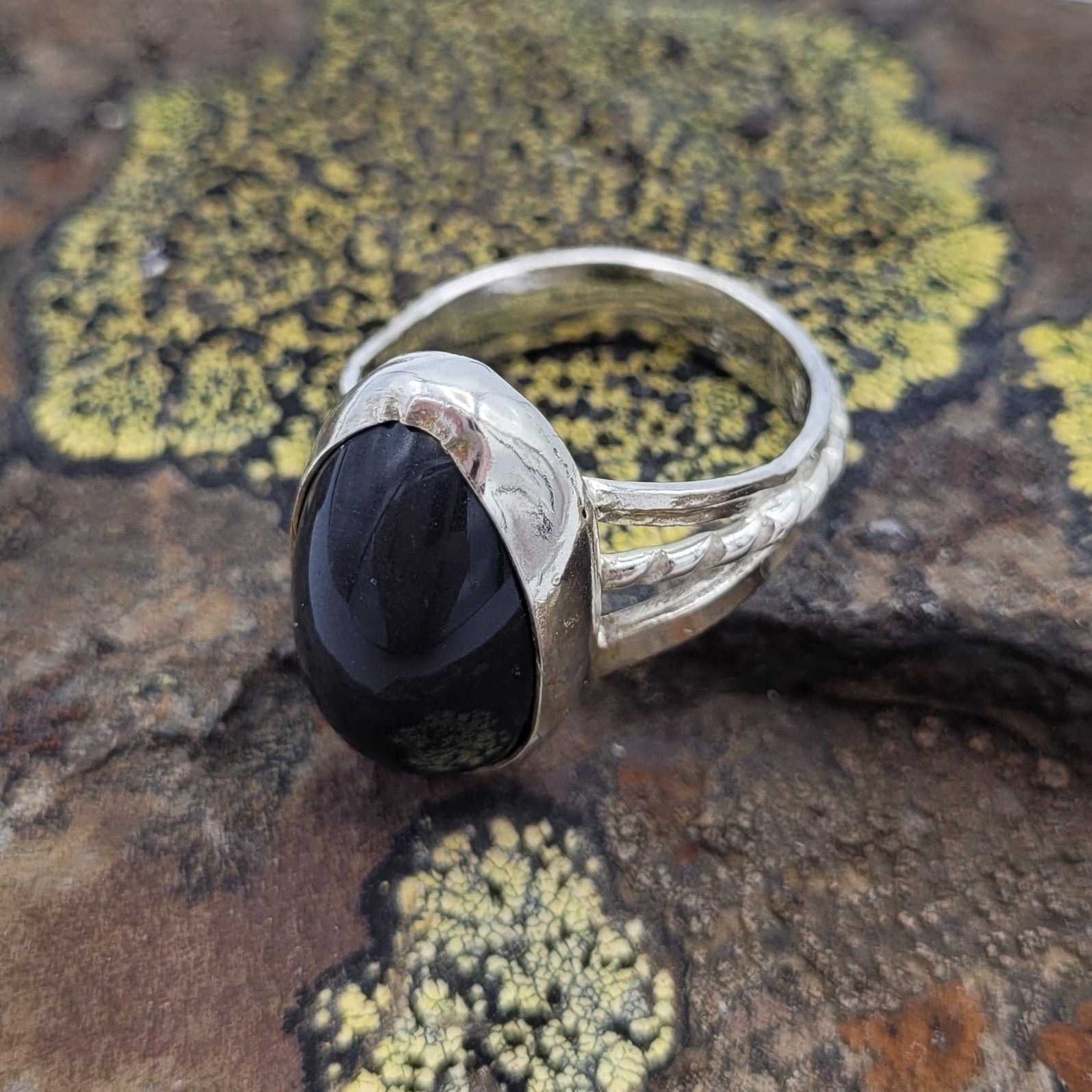 Handmade Silver Ring With Icelandic Jaspis Stone. (Item # 1015) Size 15 HK