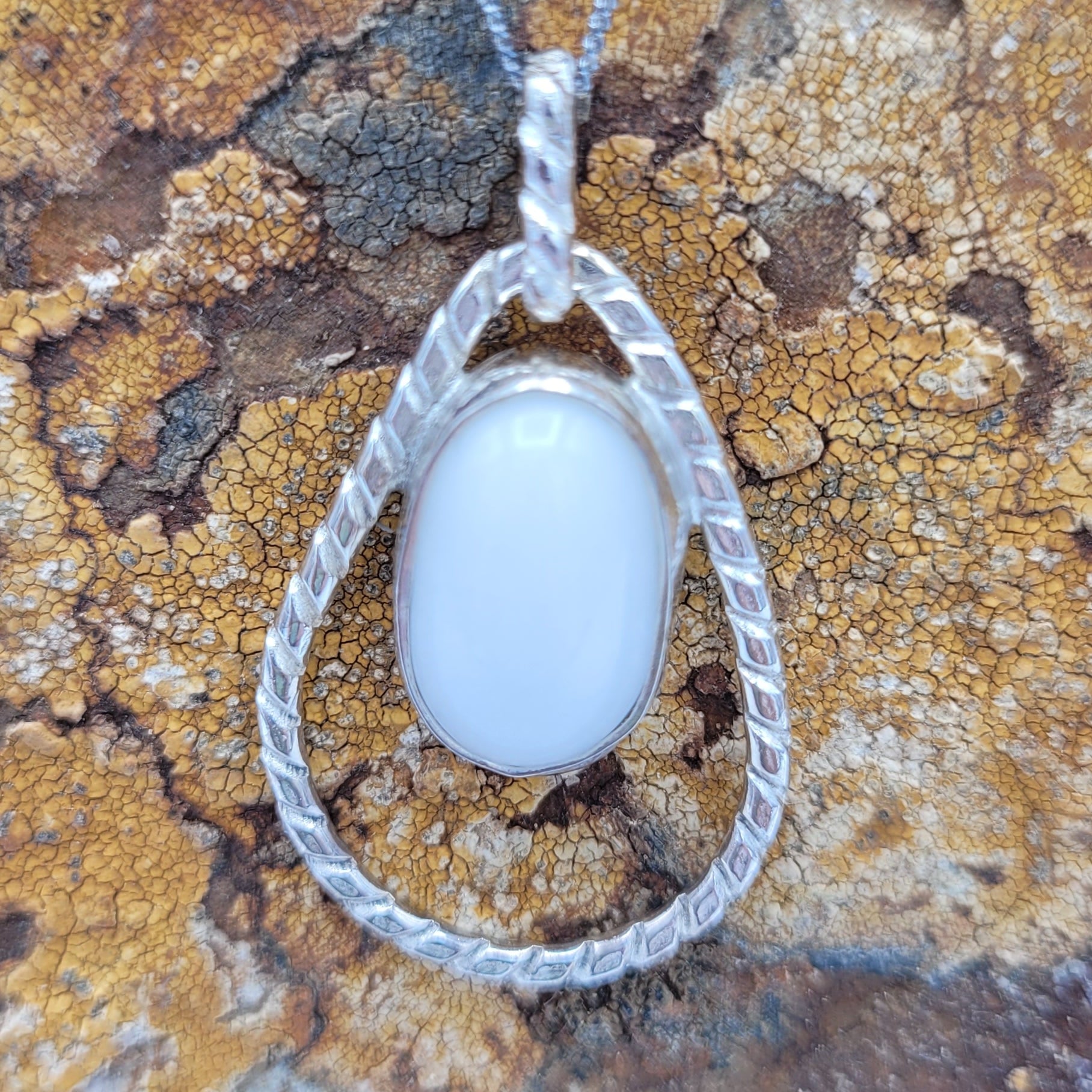 Handmade Silver Necklace With Icelandic Kvartz Stone. (Item # 2016) Silver Chain length 45 cm