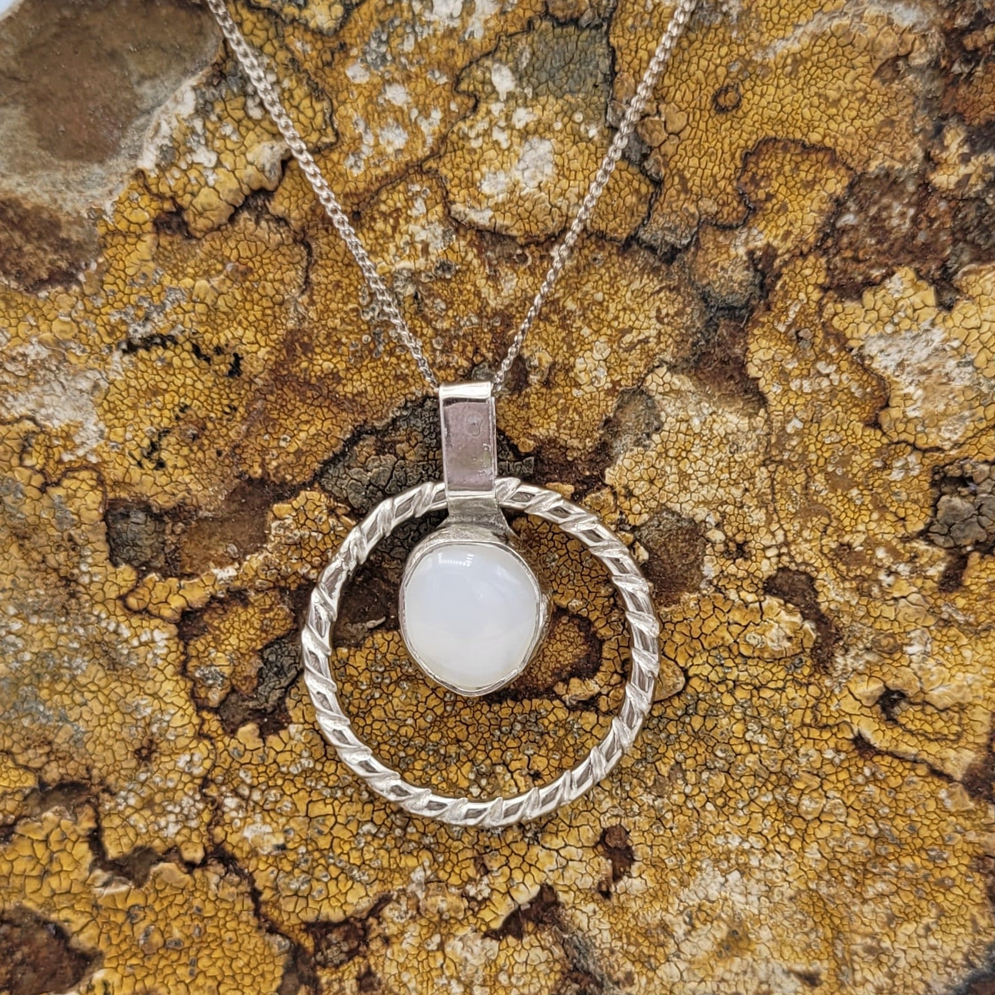 Handmade Silver Necklace With Icelandic Kvartz Stone. (Item # 2021) Silver Chain length 45 cm
