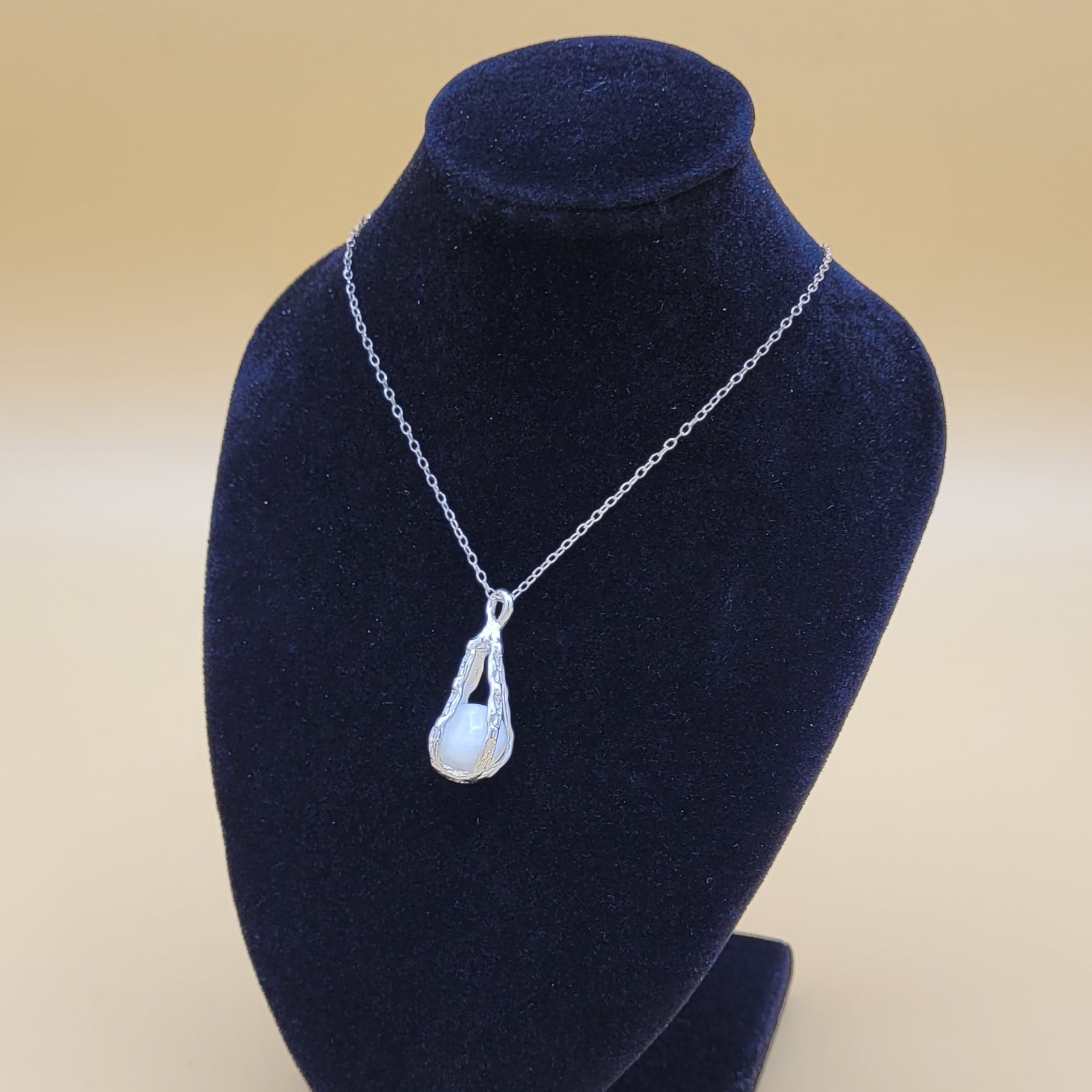 Handmade Silver Necklace With Icelandic Kvartz Stone. (Item # 2026) Silver Chain length 45 cm