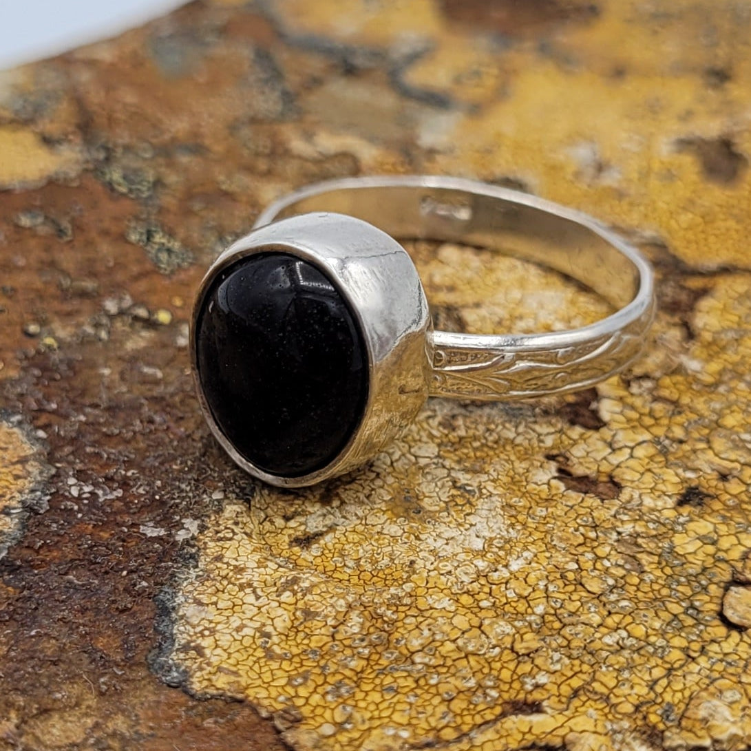 Handmade Silver Ring With Icelandic Jaspis Stone. (Item # 1012) Size 16 HK