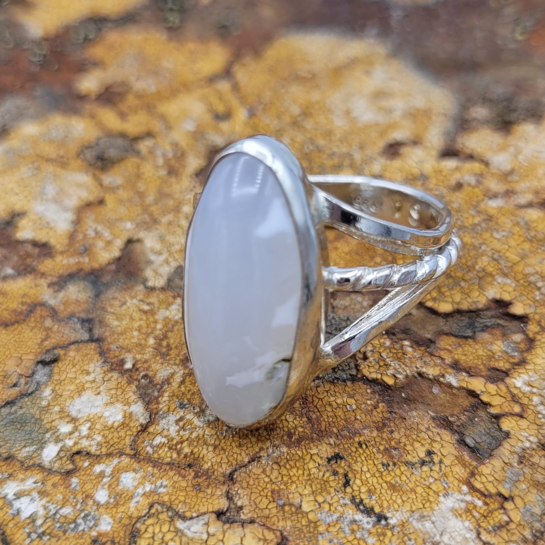 Handmade Silver Ring With Icelandic Kvartz Stone. (Item # 1030) Size 17 HK