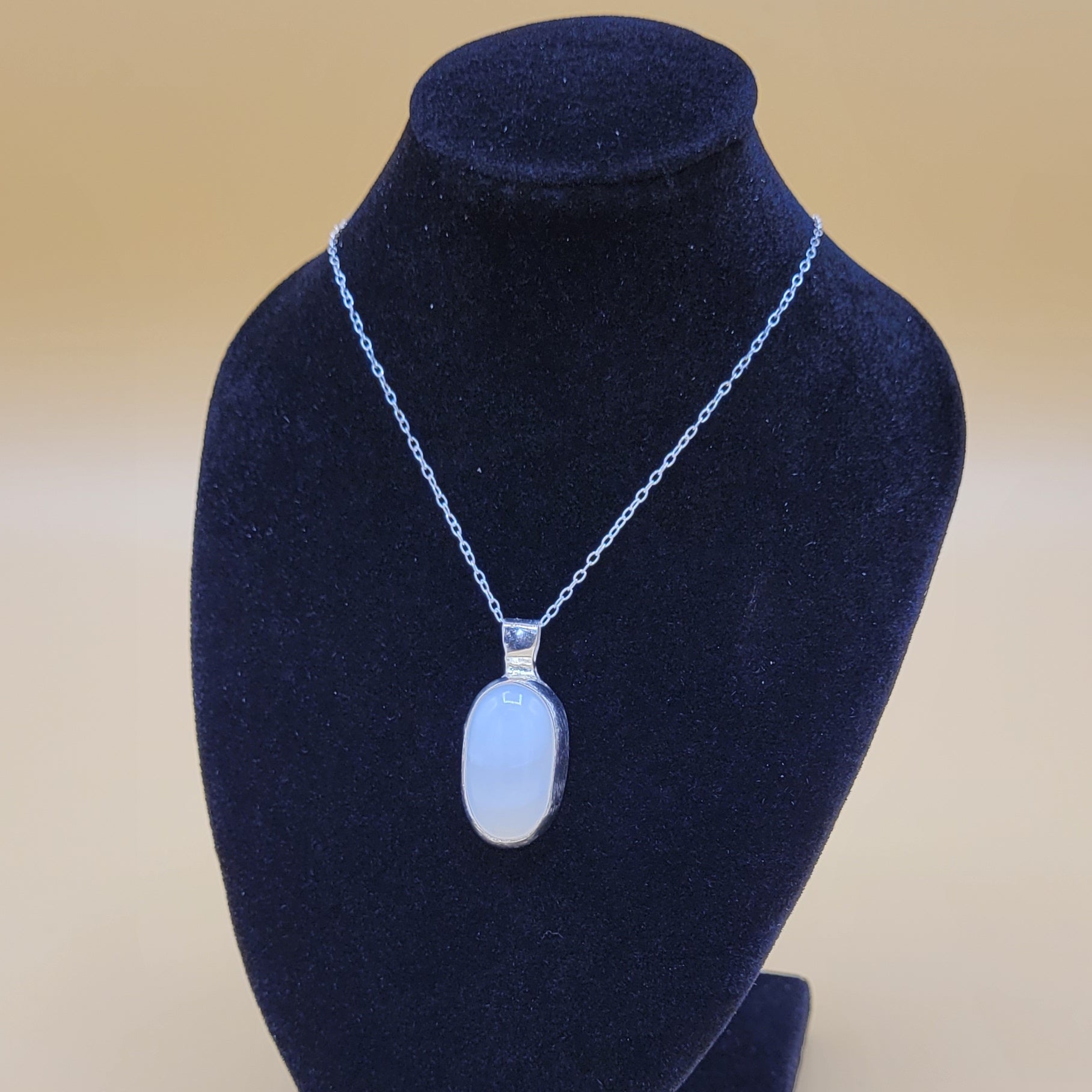 Handmade Silver Necklace With Icelandic Kvartz Stone. (Item # 2009) Silver Chain length 40 cm