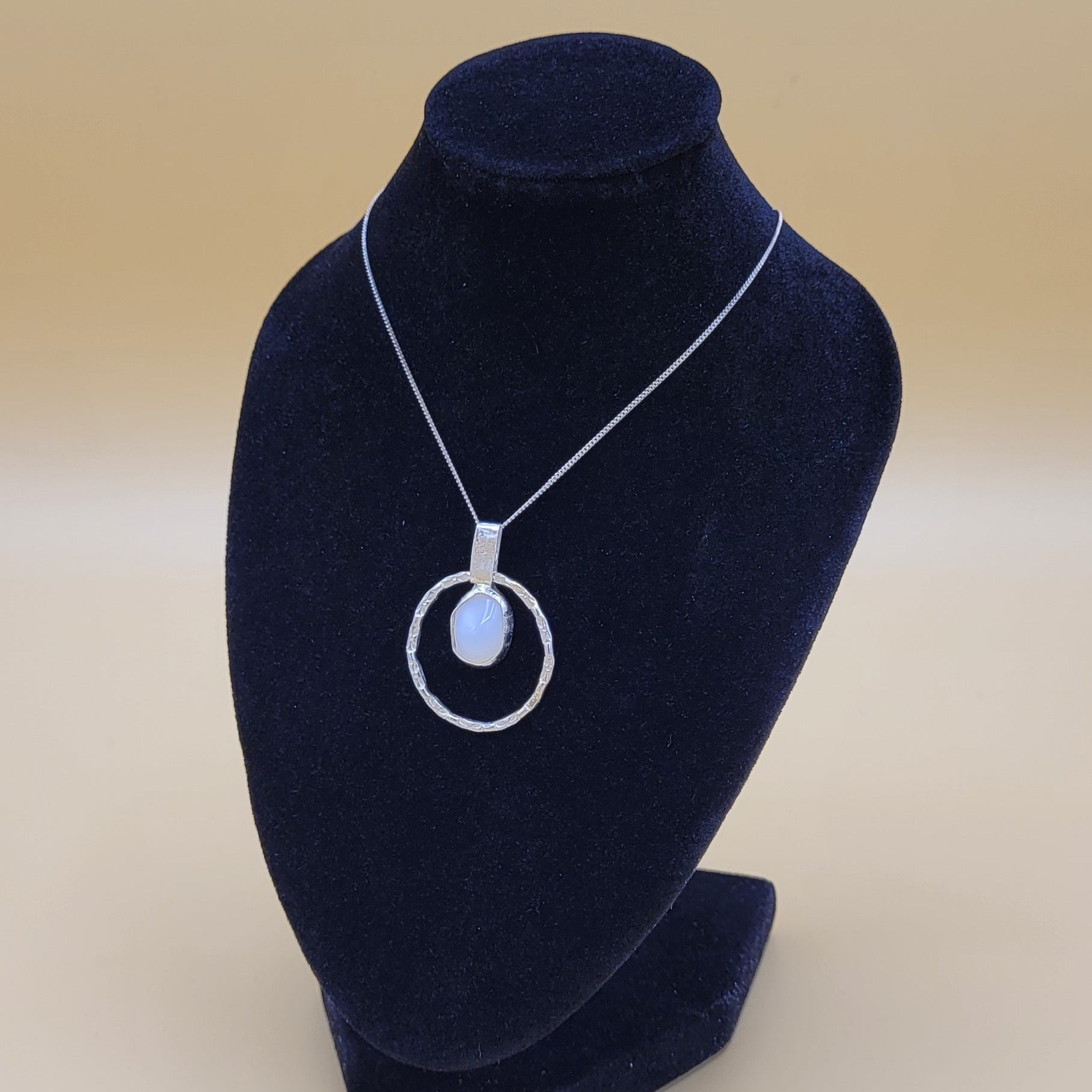 Handmade Silver Necklace With Icelandic Kvartz Stone. (Item # 2017) Silver Chain length 45 cm